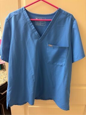 Figs women’s one pocket top Capri blue XXL